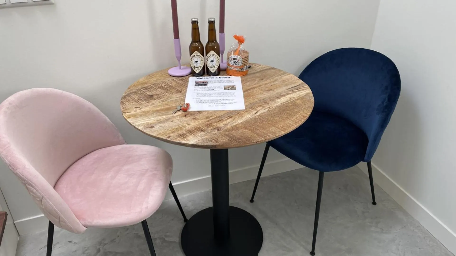 Forecastle Kl Amsterdam Apartment